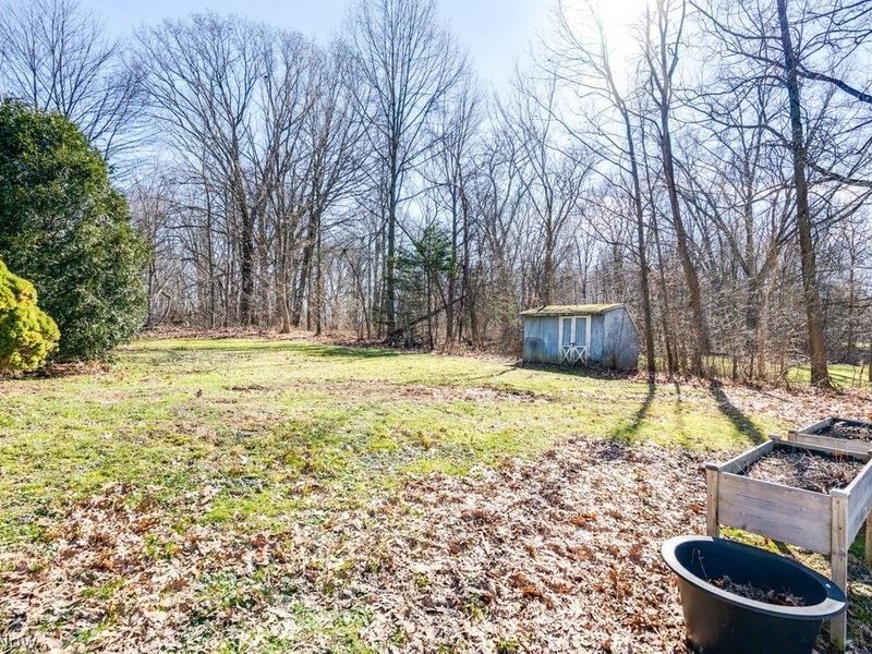 151 Meadowridge Road , Mogadore, OH 44260 Photo 24