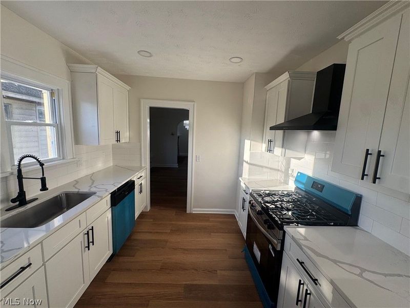 1717 Tarlton Avenue , Cleveland, OH 44109 Photo 10