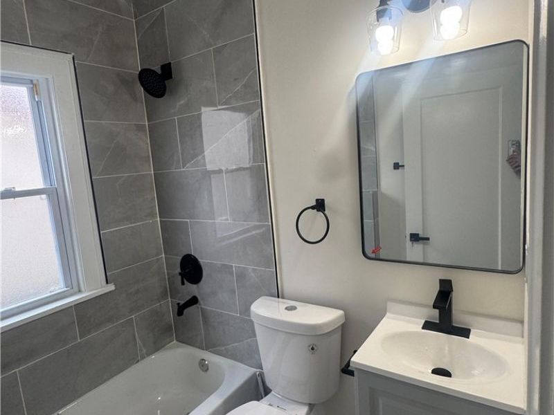 1717 Tarlton Avenue , Cleveland, OH 44109 Photo 11