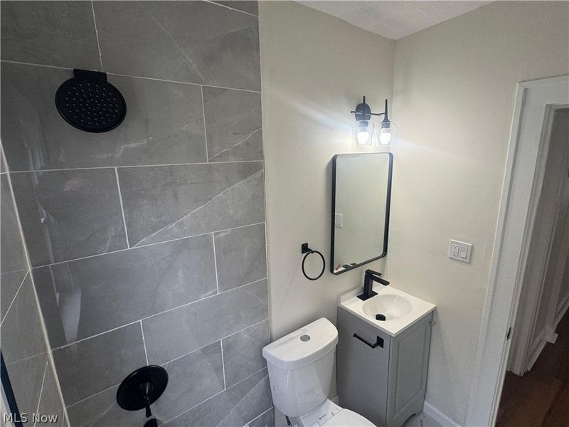 1717 Tarlton Avenue , Cleveland, OH 44109 Photo 13