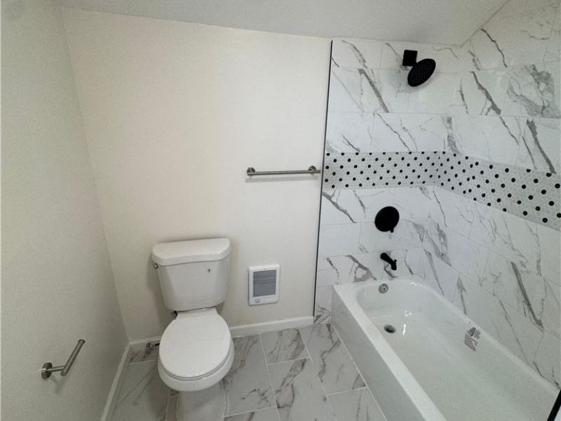 1717 Tarlton Avenue , Cleveland, OH 44109 Photo 17