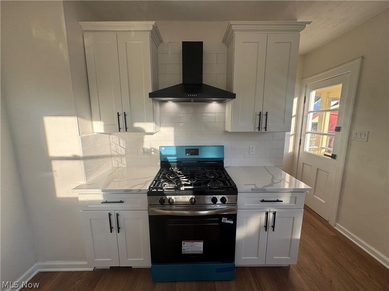 1717 Tarlton Avenue , Cleveland, OH 44109 Photo 5