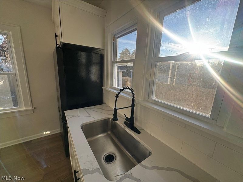 1717 Tarlton Avenue , Cleveland, OH 44109 Photo 8