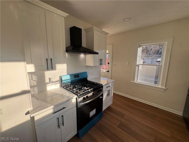 1717 Tarlton Avenue , Cleveland, OH 44109 Photo 9