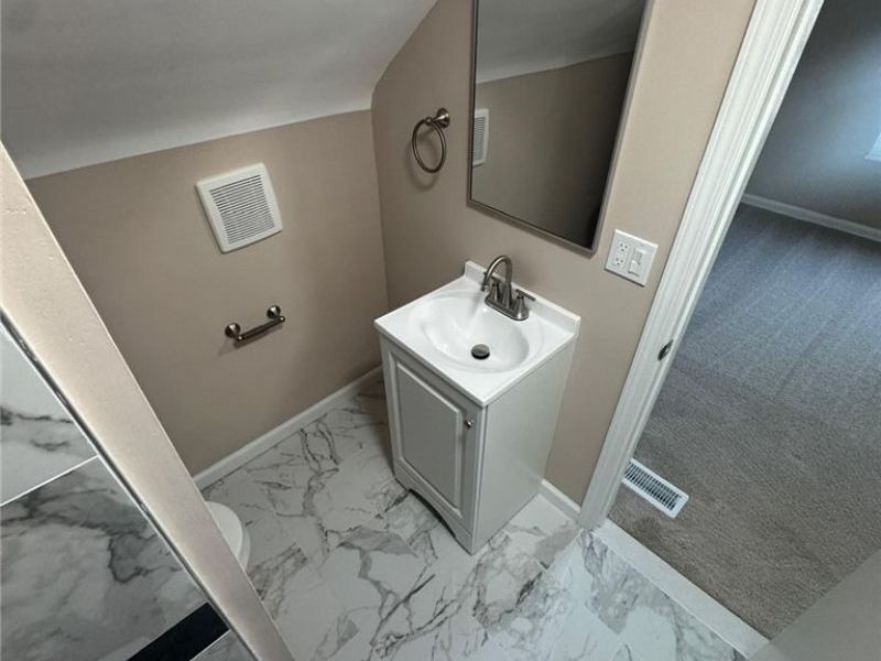 9114 Behrwald Avenue , Brooklyn, OH 44144 Photo 18