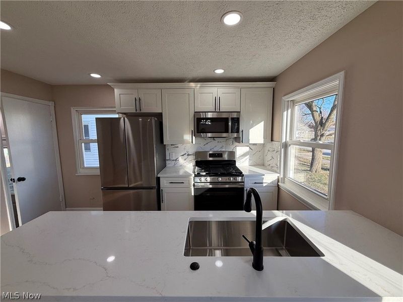 9114 Behrwald Avenue , Brooklyn, OH 44144 Photo 6