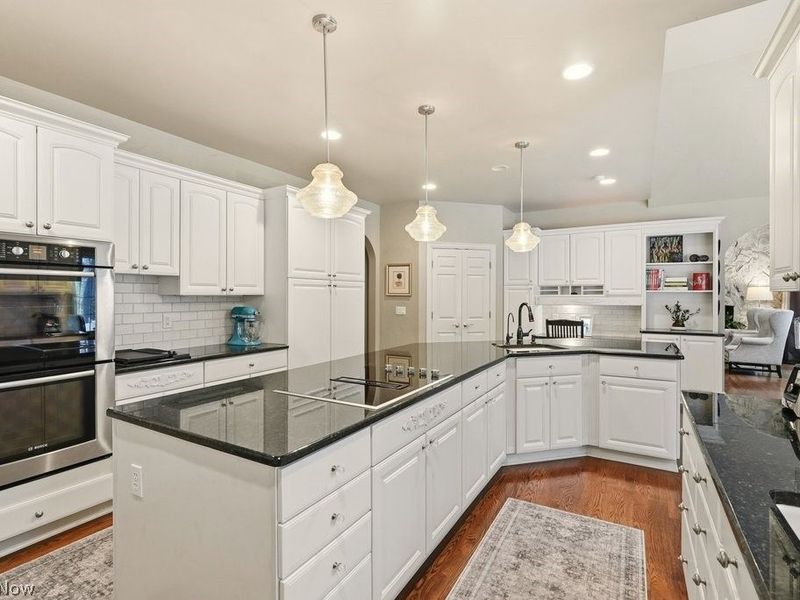 17416 Rambling Creek Trail , Chagrin Falls, OH 44023 Photo 11