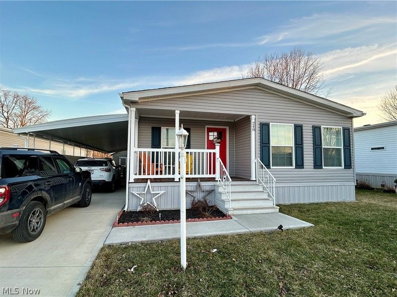 248 Pin Oak Circle, Elyria, OH 44035 Photo 2