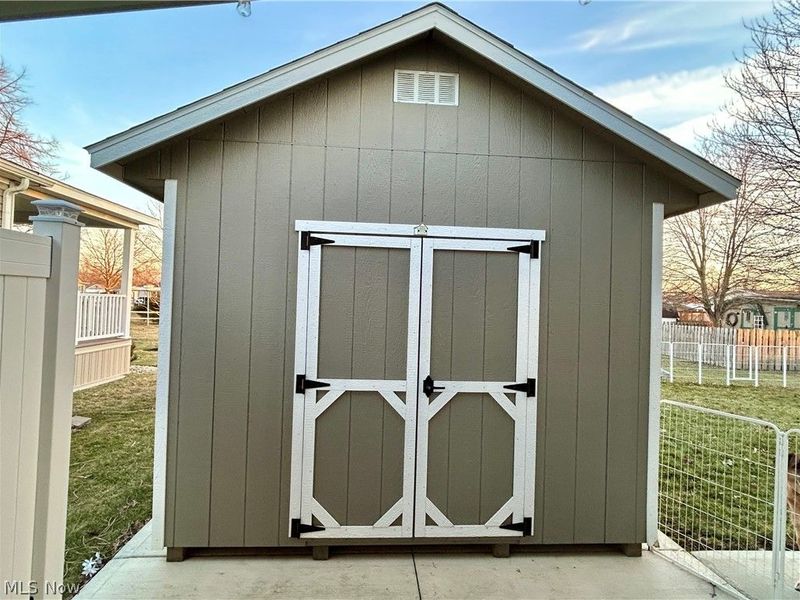 248 Pin Oak Circle, Elyria, OH 44035 Photo 6