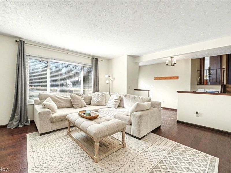 5399 Lorrey Place , Mentor, OH 44060 Photo 3