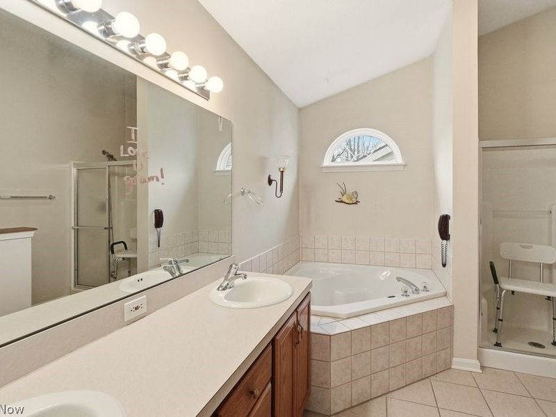 8539 Primrose Lane , Macedonia, OH 44056 Photo 22