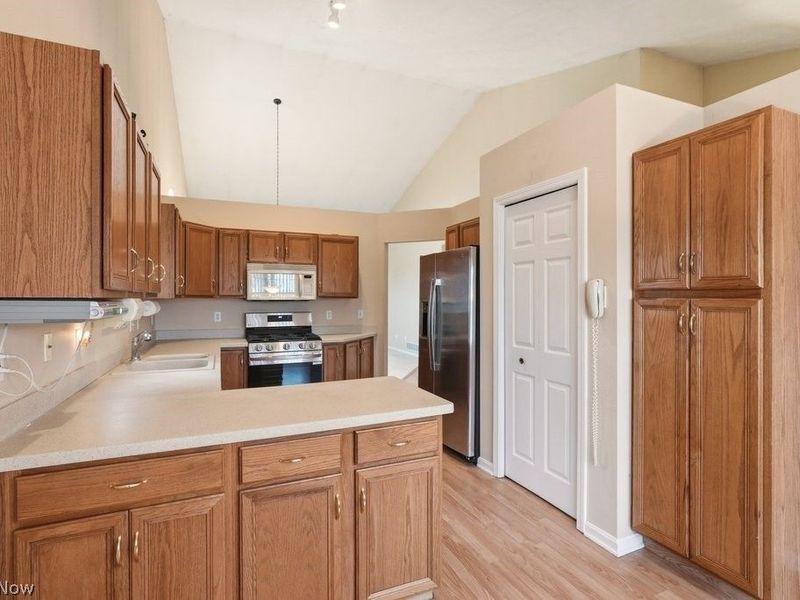 8539 Primrose Lane , Macedonia, OH 44056 Photo 9