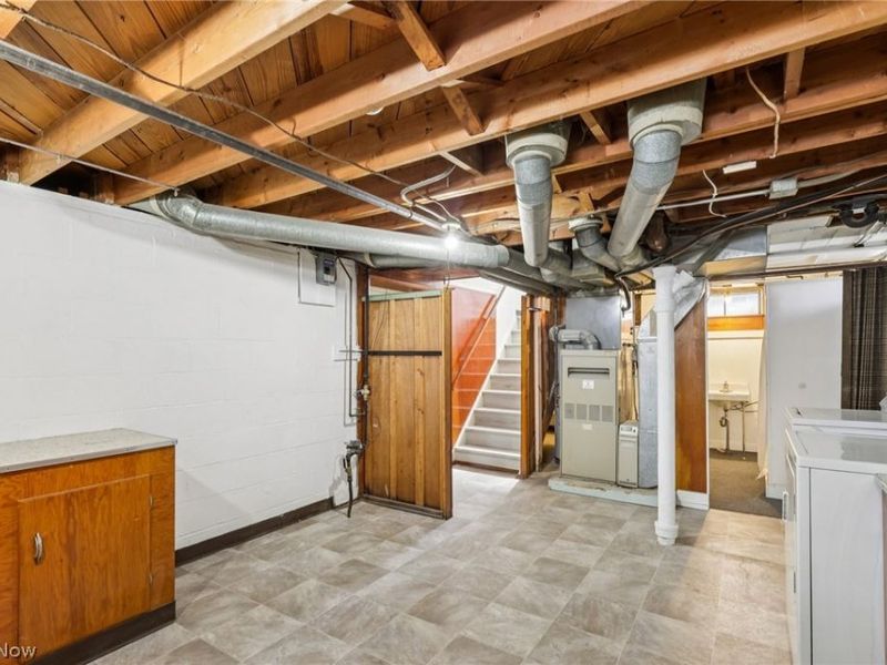 6312 W 54th Street , Parma, OH 44129 Photo 21