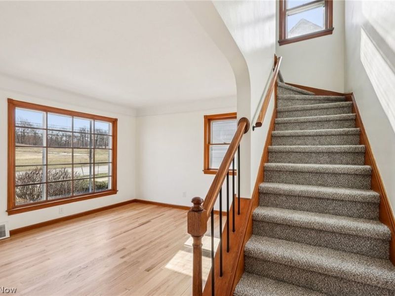 6312 W 54th Street , Parma, OH 44129 Photo 4