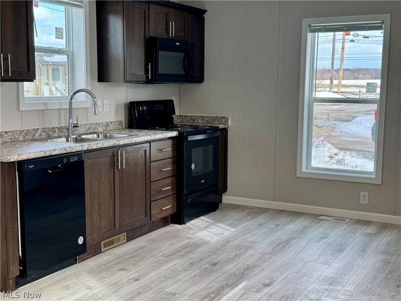 19720 ST RT 58 , Unit 11, Wellington, OH 44090 Photo 3