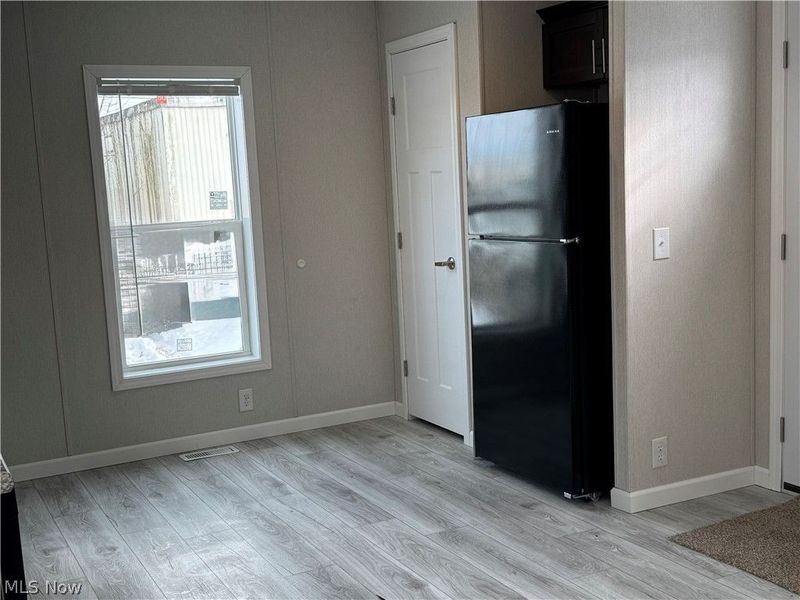 19720 ST RT 58 , Unit 11, Wellington, OH 44090 Photo 4