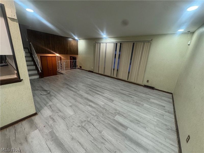 2207 Oaklawn Drive , Parma, OH 44134 Photo 11