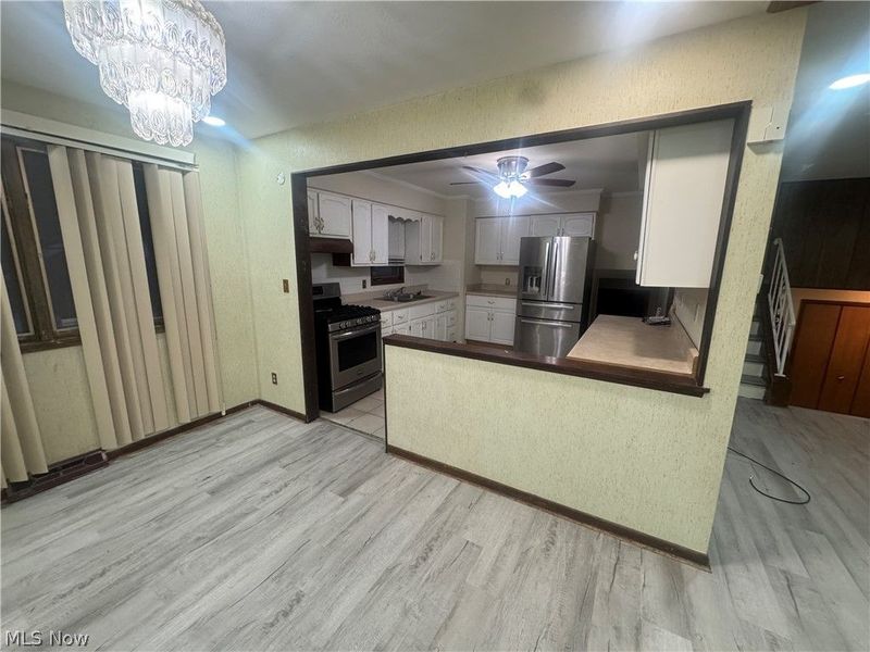 2207 Oaklawn Drive , Parma, OH 44134 Photo 6