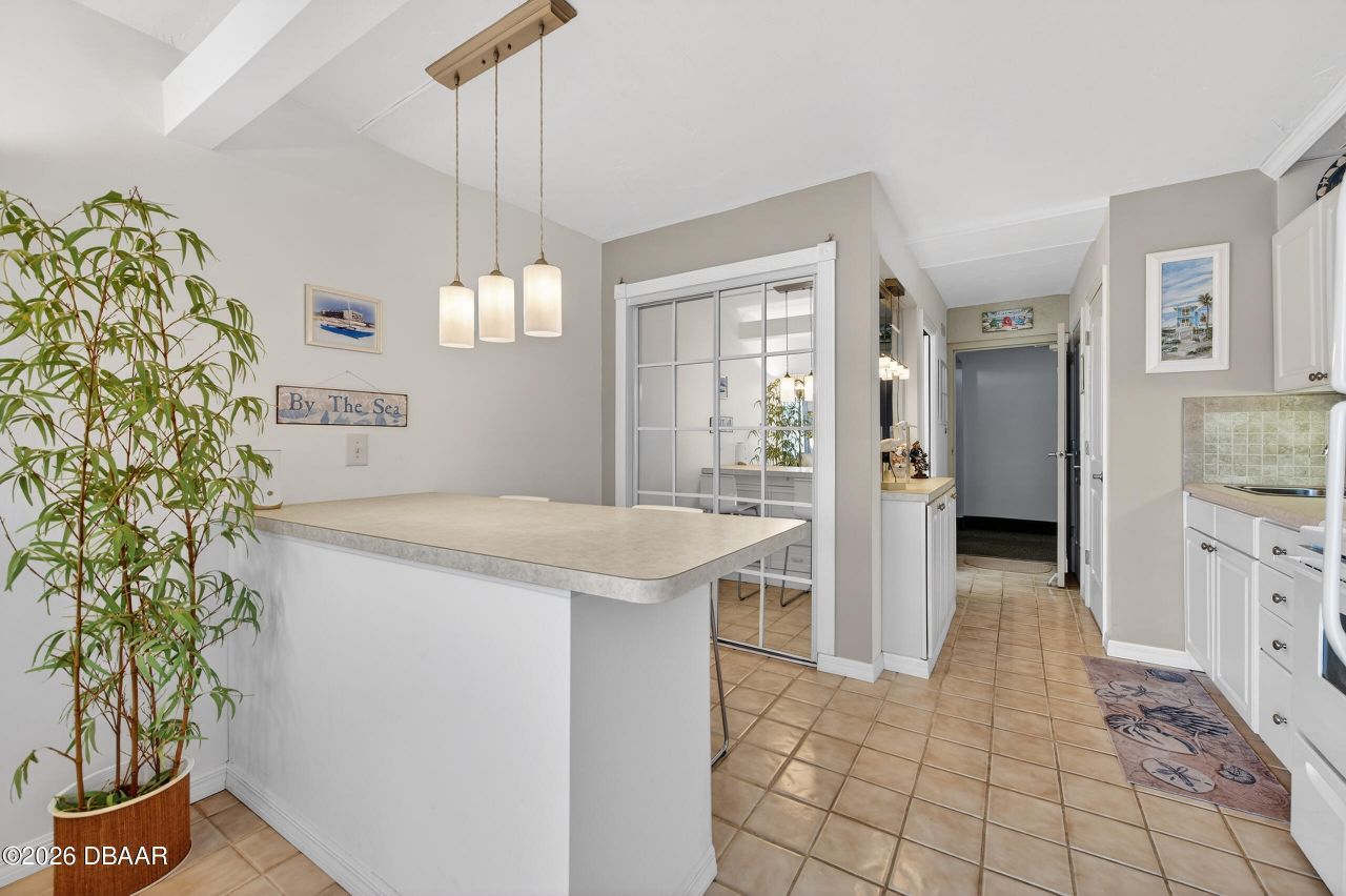 3727 S Atlantic Avenue, Unit 203, Daytona Beach Shores, FL 32118 Photo