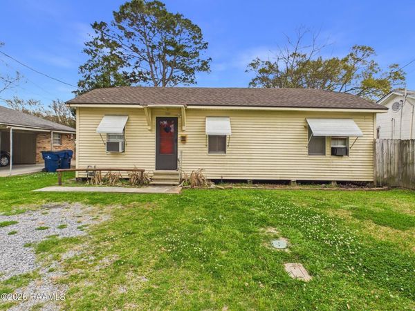 319 Samson Street, Abbeville, LA 70510