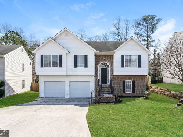 6055 Yellowood Court, Atlanta, GA 30349