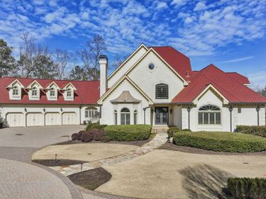 6525 Garett Road, Buford, GA 30518