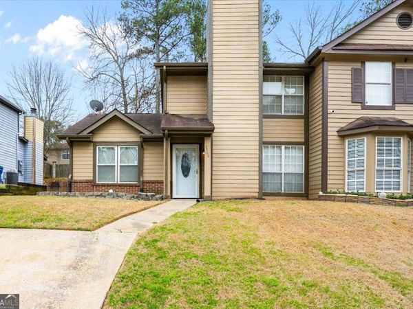 2560 Picardy Circle N, Unit A, College Park, GA 30349