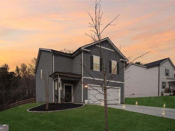 8647 Paradise Drive, Douglasville, GA 30134