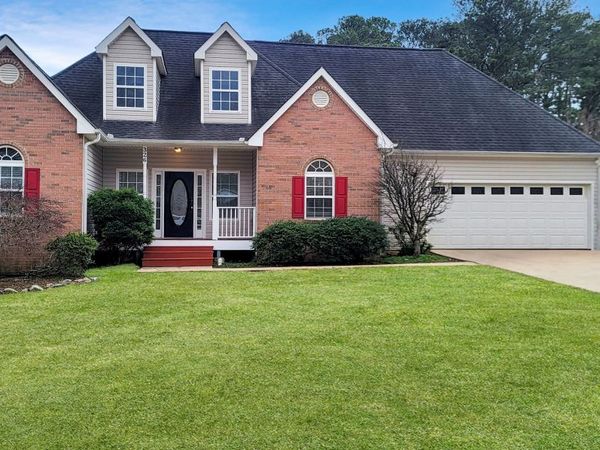 326 Henderson Lake Drive, Loganville, GA 30052