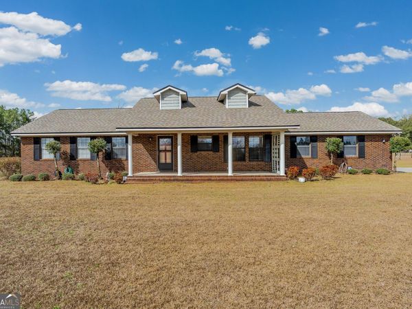 8245 Central Avenue, Waycross, GA 31503