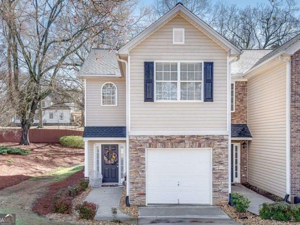 101 Creekwood Drive, Woodstock, GA 30188