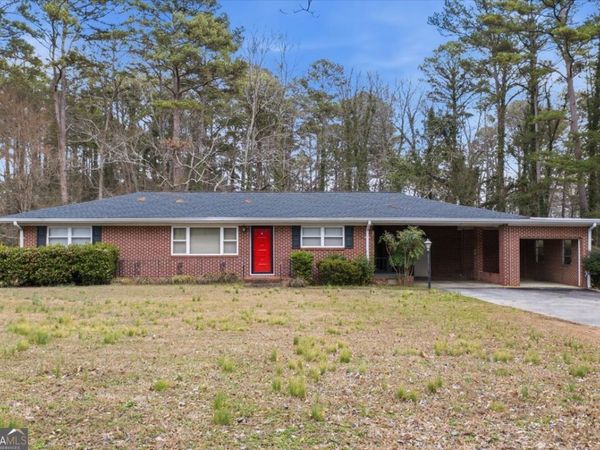 1529 Wax Road SE, Silver Creek, GA 30173