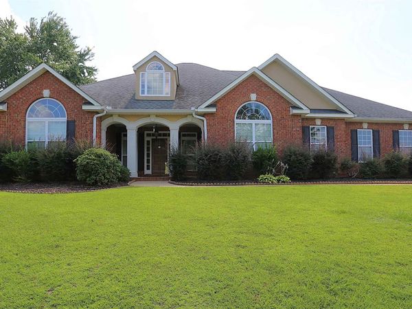 217 Wilsons Creek Bend, Bonaire, GA 31005