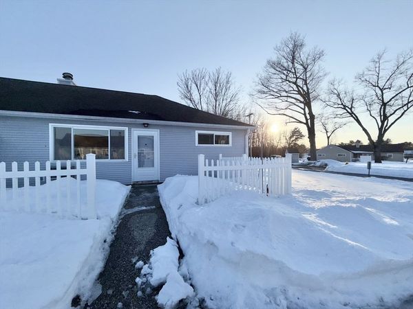 117 Andersen Rd, Unit 117, Chicopee, MA 01022