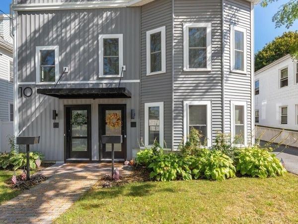 10 Wakefield Ave, Unit B, Wakefield, MA 01880
