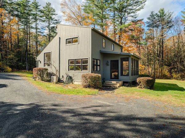 260 Montague Rd, Leverett, MA 01054