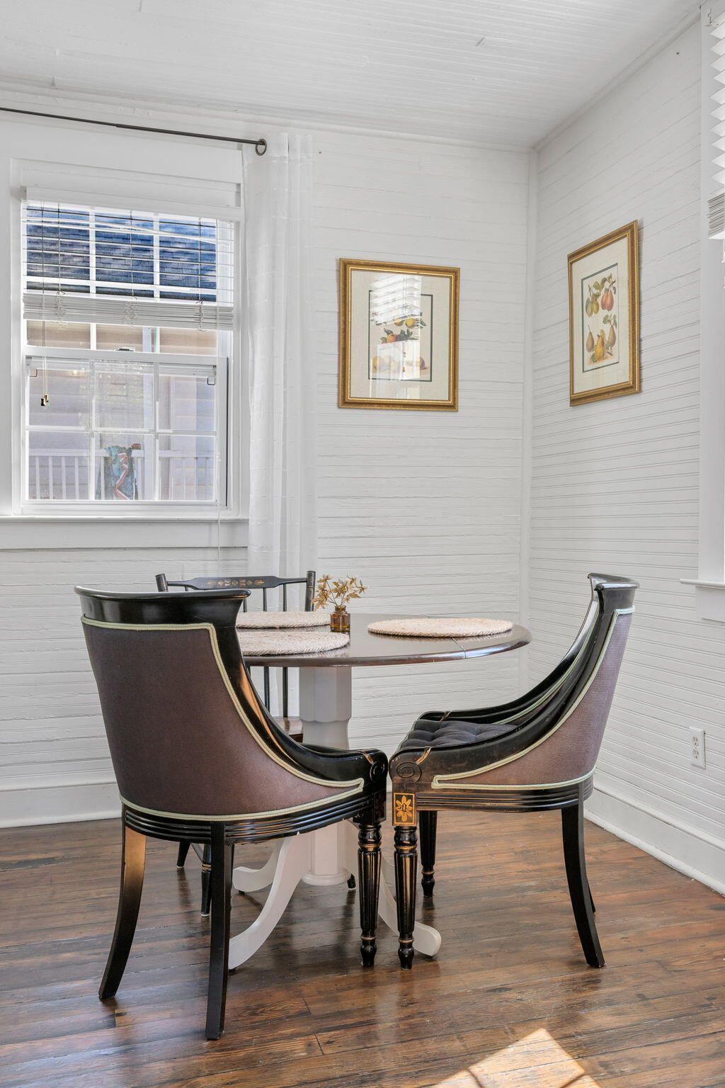 107 Line Street Photo 8