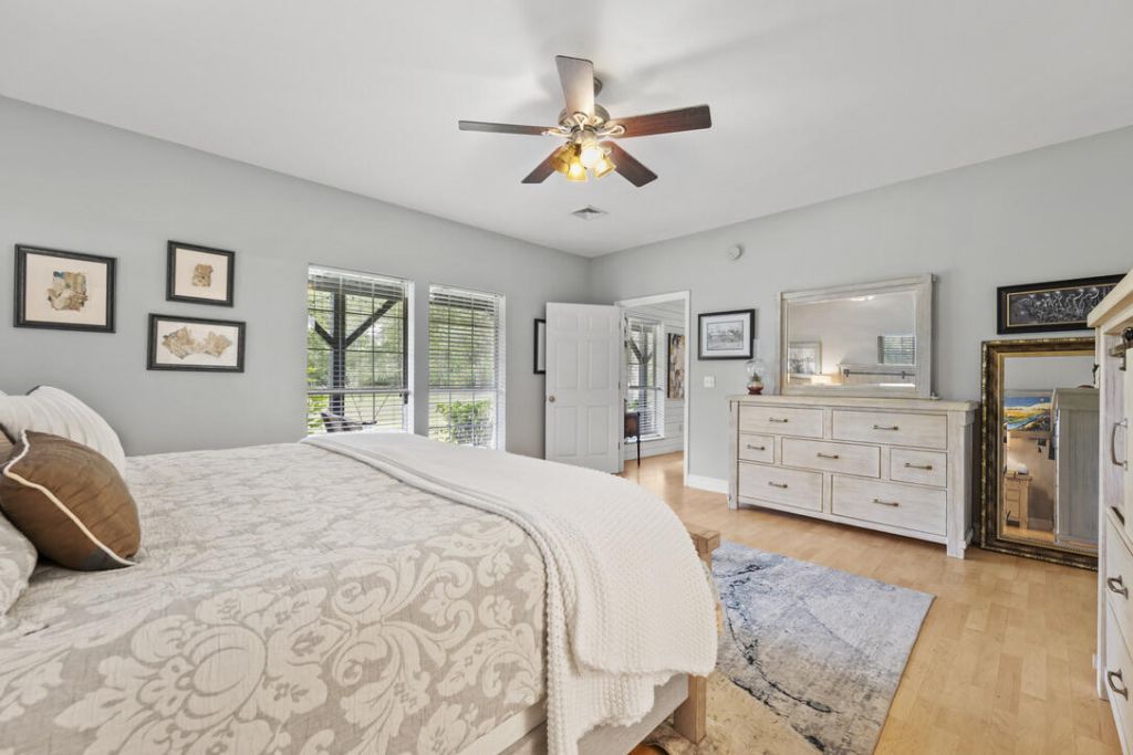 3401 Santee River Road Photo 12