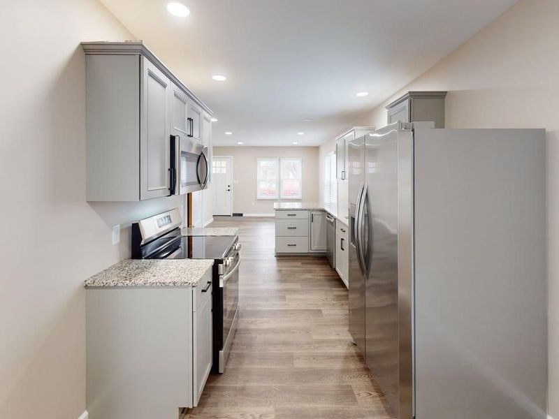 110 S Monroe Street, Fremont, OH 43420 Photo 10