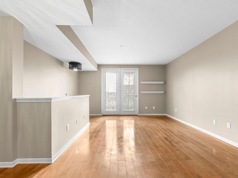 112 E Mound Street , Unit 1, Columbus, OH 43215 Photo 4