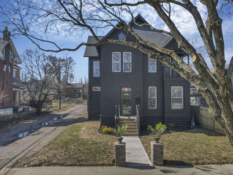 269 S 18th Street , Columbus, OH 43205 Photo 2