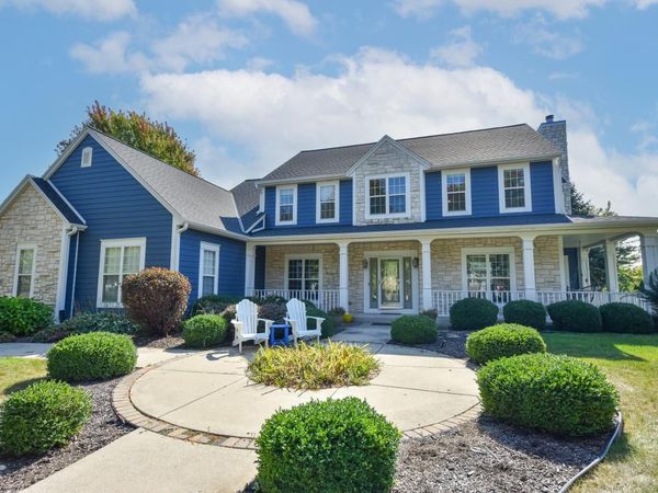 5255 W Princeton DRIVE, Franklin, WI 53132