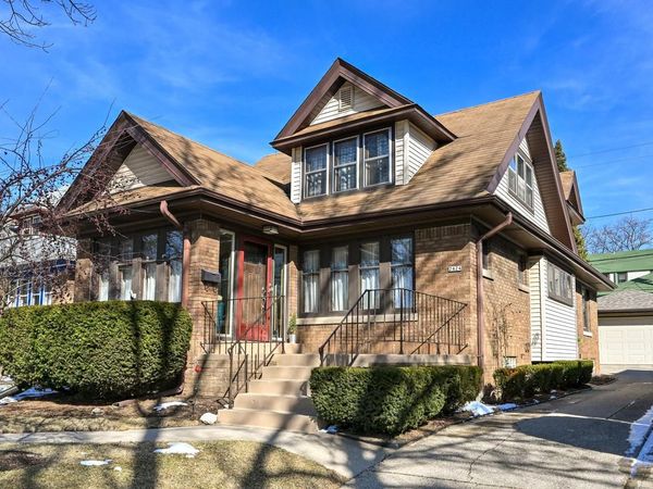 2424 N 61st STREET, Wauwatosa, WI 53213