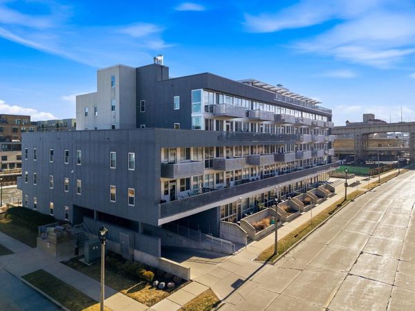 1902 N Commerce STREET, Unit 105, Milwaukee, WI 53212