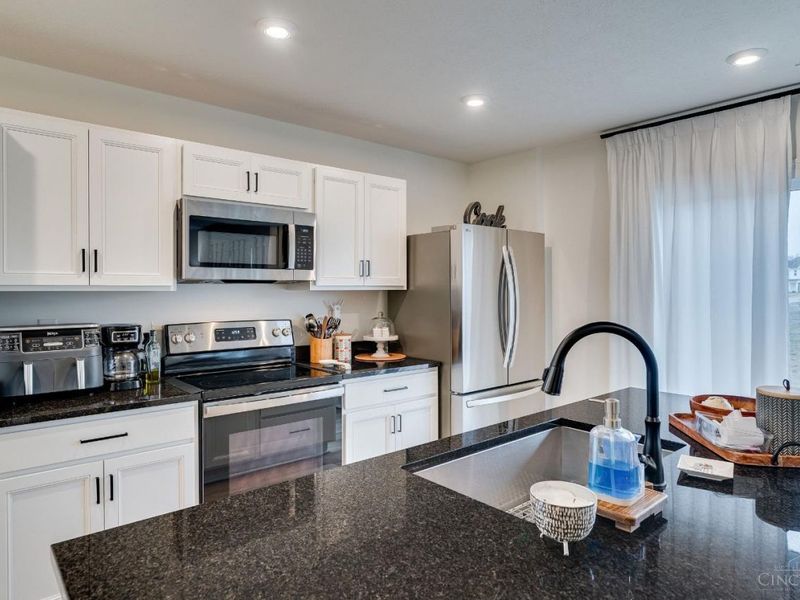 3405 Dewdrop Way, Batavia, OH 45103 Photo 11