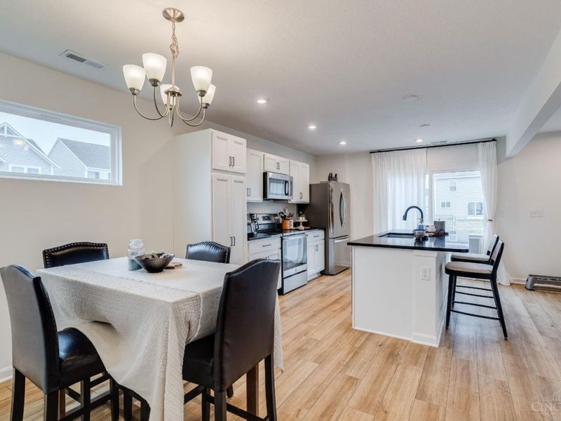 3405 Dewdrop Way, Batavia, OH 45103 Photo 8