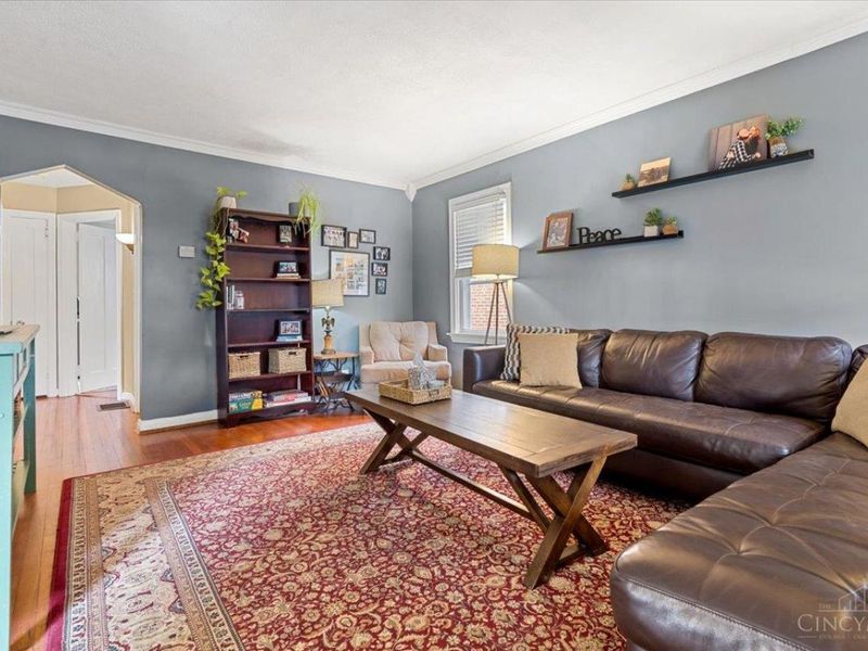 6411 Girard Avenue, Cincinnati, OH 45213 Photo 3