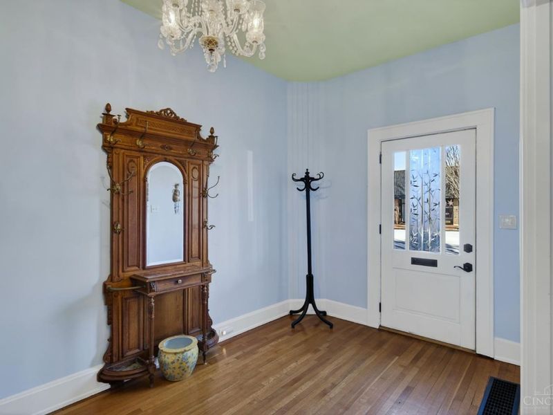 23 N Broadway Street, Lebanon, OH 45036 Photo 3