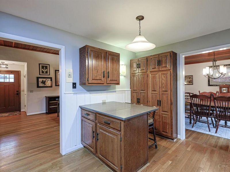 9856 Knollbrook Terrace, Montgomery, OH 45242 Photo 22