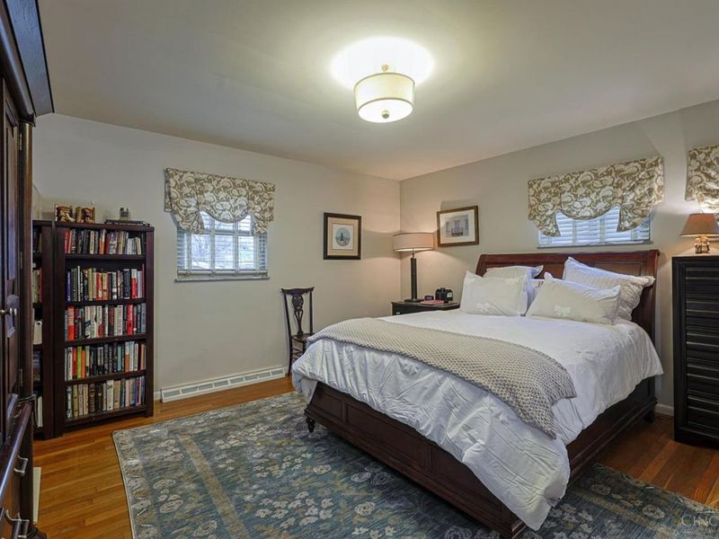 9856 Knollbrook Terrace, Montgomery, OH 45242 Photo 23